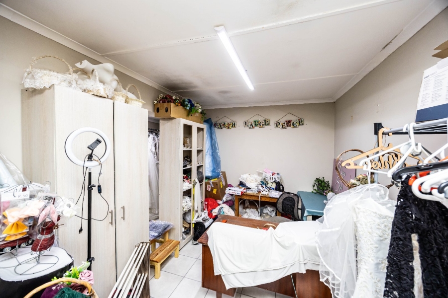 3 Bedroom Property for Sale in Sunnyridge Eastern Cape
